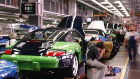 Porsche 911 (1999) – Zuffenhausen ist das Produktionszentrum der 911er