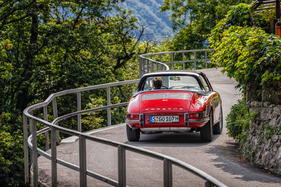 Porsche 911 2,0 targa (1967)
