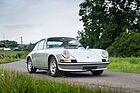 Image: Porsche 911 2.4 E (1973) - as lot 186 at the Artcurial auction "Garden Party In Saint-Tropez" 2025