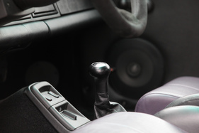 Porsche 911 (964) Carrera RS (1992) - liegt gut zur Hand - Schalthebel