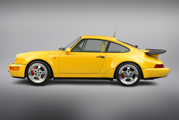 Bild: Porsche 911 (964) Turbo (1993) - in der Sonderschau "Beyond Performance - 50 Jahre Porsche Turbo" im Automuseum Prototyp