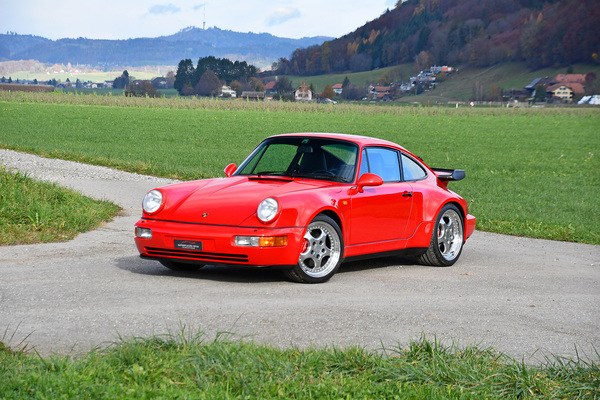 Porsche 911 (964) Turbo II 3.6 (1993) - als Lot 147 an der "Gstaad Classic Car Auction" der Oldtimer Galerie Toffen am 29 Dezember 2023