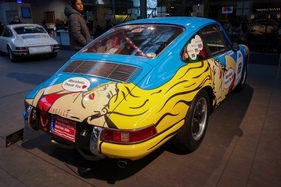 Porsche 911 Art Car (1966) – in der Ausstellung "Porsche Driven by Dreams"