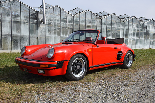 Porsche 911 Cabriolet Turbolook ( 1976) - angeboten an der Versteigerung der Oldtimer Galerie in Toffen am 28. November 2015