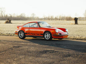 Porsche 911 Carrera 2.7 RS Touring (1973) - Lot 163 an der Bonhams Versteigerung "Les Grandes Marques du Monde à Paris" am 1. Februar 2024