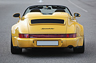 Porsche 911 Carrera 2 Speedster "Turbo Look" (1993) - die beiden Höcker sind charakteristisch