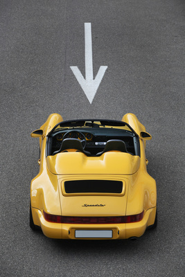 Porsche 911 Carrera 2 Speedster "Turbo Look" (1993) - insgesamt wurden statt erwarteten 3000 Einheiten nur deren 931 Speedster gebaut, davon 15 in der Breitversion