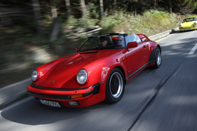 Porsche 911 Carrera 3.2 Speedster (1988) - Vorserienmodell aus dem Werksmuseum unterwegs im Jahr 2013 (1988)