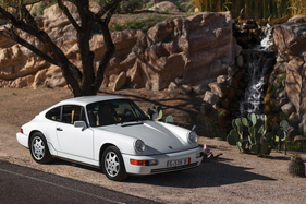 Porsche 911 Carrera 4 Coupe (1989) - als Lot 106 an der RM/Sotheby's-Amelia-Island-Versteigerung am 6./7. März 2020 Porsche 911 Carrera 4 Coupe (1989) - als Lot 106 an der RM/Sotheby's-Amelia-Island-Versteigerung am 6./7. März 2020