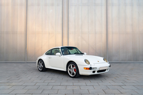 Porsche 911 Carrera 4S (1996) - Lot 127 an der RM/Sotheby's Dubai Versteigerung vom 8. März 2024 (1996)
