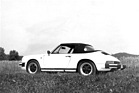 Porsche 911 Carrera Cabriolet (1983) - auch mit geschlossener Kaputze ein attraktiver Anblick