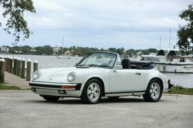 Porsche 911 Carrera Cabriolet (1988) - als Lot 1067 angeboten an der Broad Arrow West Palm Beach Versteigerung 2022 (1988)