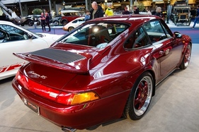 Porsche 911 Carrera RS (1996) – in der Ausstellung "Porsche Driven by Dreams"