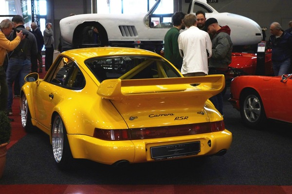 Porsche 911 Carrera RSR (1994) – Interclassics Classic Car Show Brüssel 2023