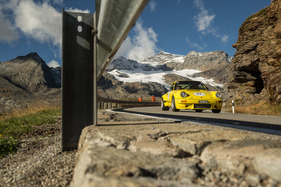 Porsche 911 Carrera RSR 3.0L (1974) - Bernina Gran Turismo 2022 hill climb