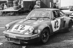 Porsche 911 Carrera RSR (Chassis 911 460 9058) (1975) - 1000km Spa 1975 - Das Schweizer Team Club Romand mit Claude Haldi und Bernard Béguin holten den GT Klassensieg und fuhren auf den vierten Gesamtplatz (1975)