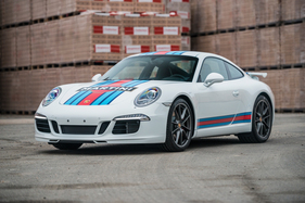 Porsche 911 Carrera S Martini Racing Edition (2014) - als Lot 132 an der RM/Sotheby's Paris Versteigerung 2017