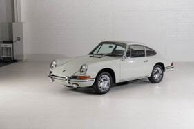 Porsche 911 Coupé (1965) - Lot 2133 an der RM/Sotheby's "The White Collection" Versteigerung in Houston am 1./2. Dezember 2023
