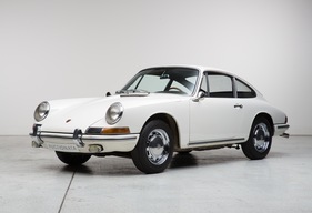 Porsche 911 Coupé (1965) - als Lot 22 an der Auctionata "Porsche Only" Versteigerung vom 12. Dezember 2015