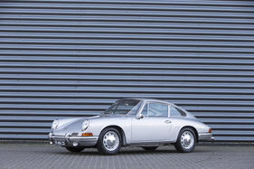 Porsche 911 Coupé (1965) - angeboten als Lot 327 an der Bonhams-Versteigerung im Grand Palais Paris am 4. Februar 2016
