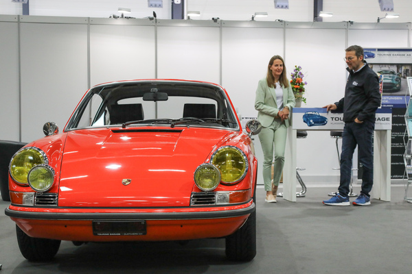 Bild Porsche 911 E (1969) - zu haben bei der Touring Garage für unter CHF 100'000 - Swiss Classic World Luzern 2024