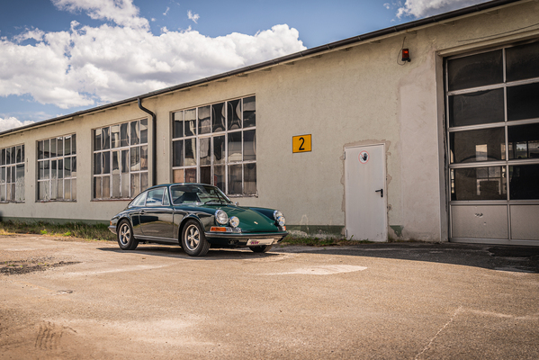 Porsche 911 F-model with KW classic suspension