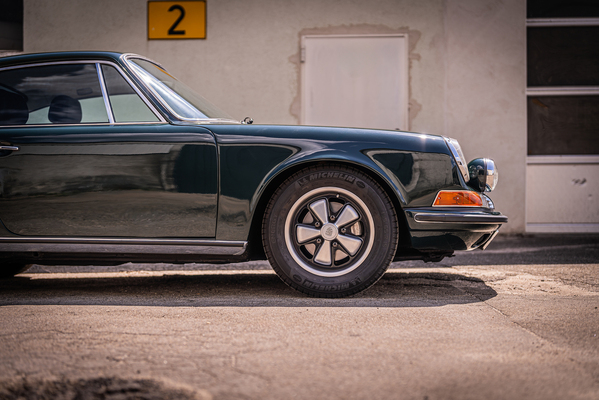 Porsche 911 F-Modell mit KW Klassik-Fahrwerk