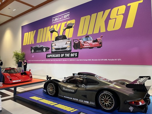 Porsche 911 GT1 (1998) – Ausstellung "Supercars of the 90s" im Louwman-Museum