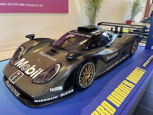 Porsche 911 GT1 (1998) – Ausstellung "Supercars of the 90s" im Louwman-Museum