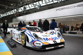Porsche 911 GT1 (1998) - dieser Typ siegte in Le Mans - Retro Classics Stuttgart 2014