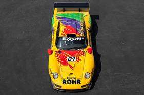 Broad-Arrow-Versteigerung im Monterey Jet Center mit buntem Sortiment