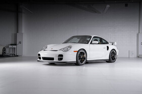 Porsche 911 GT2 (2004) - Lot 2119 at the RM/Sotheby's "The White Collection" auction in Houston on December 1-2, 2023