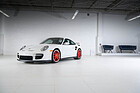 Bild: Porsche 911 GT2 (2008) - Lot 2135 an der RM/Sotheby's "The White Collection" Versteigerung in Houston am 1./2. Dezember 2023