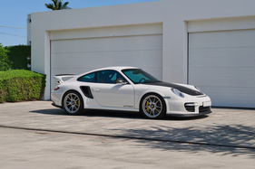 Porsche 911 GT2 RS (2011) - als Lot 155 an der RM/Sotheby’s Dubai Versteigerung 2024
