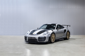 Porsche 911 GT2 RS 'Weissach' (2018) - Lot 161 an der RM/Sotheby's Versteigerung in München vom 17. November 2023