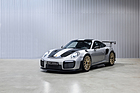 Image: Porsche 911 GT2 RS 'Weissach' (2018) - Lot 161 at the RM/Sotheby's auction in Munich on November 17, 2023