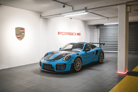 Porsche 911 GT2 RS 'Weissach' (2018) - als Lot 140 an der RM/Sotheby's Online Only Open Roads Versteigerung im März 2021