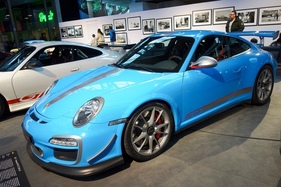 Porsche 911 GT3 RS 4.0 (2011) – in der Ausstellung "Porsche Driven by Dreams"