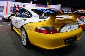Porsche 911 GT3 Rallye (2004) – in der Ausstellung "Porsche Driven by Dreams"