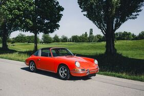 Porsche 911 L Targa “Soft-window” (1968) - als Lot 107 an der Artcurial-Versteigerung "Garden Party In Saint-Tropez" 2025