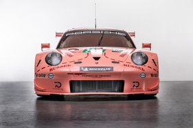Porsche 911 RSR (2018) - Le Mans 2018 - Die Nummer #92 mit den Fahrern Michael Christensen, Kevin Estre und Laurens Vanthoor trägt die historische Lackierung von der «Sau», dem Porsche 917/20 aus dem Jahre 1971 Porsche 911 RSR (2018) - Le Mans 2018 - Die Nummer #92 mit den Fahrern Michael Christensen, Kevin Estre und Laurens Vanthoor trägt die historische Lackierung von der «Sau», dem Porsche 917/20 aus dem Jahre 1971