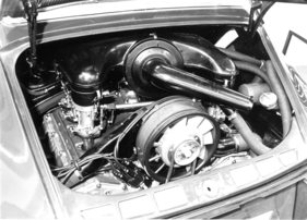Porsche 911 S (1967) - mit Literleistung von 80 DIN-PS pro Liter, 160 DIN-PS als Leistungsspitze - Genfer Autosalon 1967