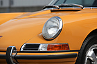 Porsche 911 S (1967) - mit den schrägstehenden Scheinwerfern
