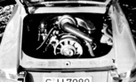 Porsche 911 S (1968) - Beim Anblick des Kraftpaketes im Heck spürt auch der Laie, daß er vor einem Meisterwerk steht