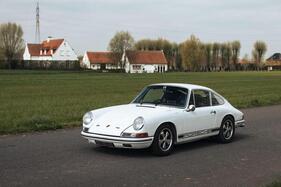 Porsche 911 S 2.0-Litre 'SWB' Coupé (1967) - offered as lot 157 at the Bonhams The Autoworld Sale in Brussels on May 13, 2023
