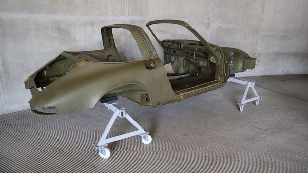 Porsche 911 S 2.4 Targa (1971) - Restoration project at Porsche Classic Zurich