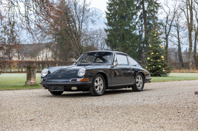 Porsche 911 S Coupé (1967) - als Lot 197 angeboten an der RM/Sotheby's Versteigerung von Paris am 1. Februar 2023