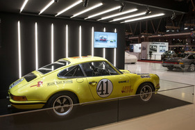 Porsche 911 S-T (1972) - komplett restauriert, auf dem Porsche-Stand - Rétromobile Paris 2018