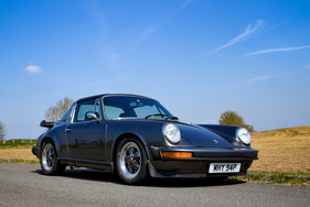 Porsche 911 S Targa (1976) - als Lot 132 an der RM/Sotheby's London Versteigerung vom 6. November 2021