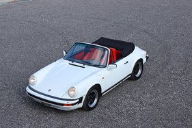Porsche 911 SC 3,0 Cabriolet (1983) - offered at the auction of the Oldtimer Gallery on April 23, 2016 in Toffen